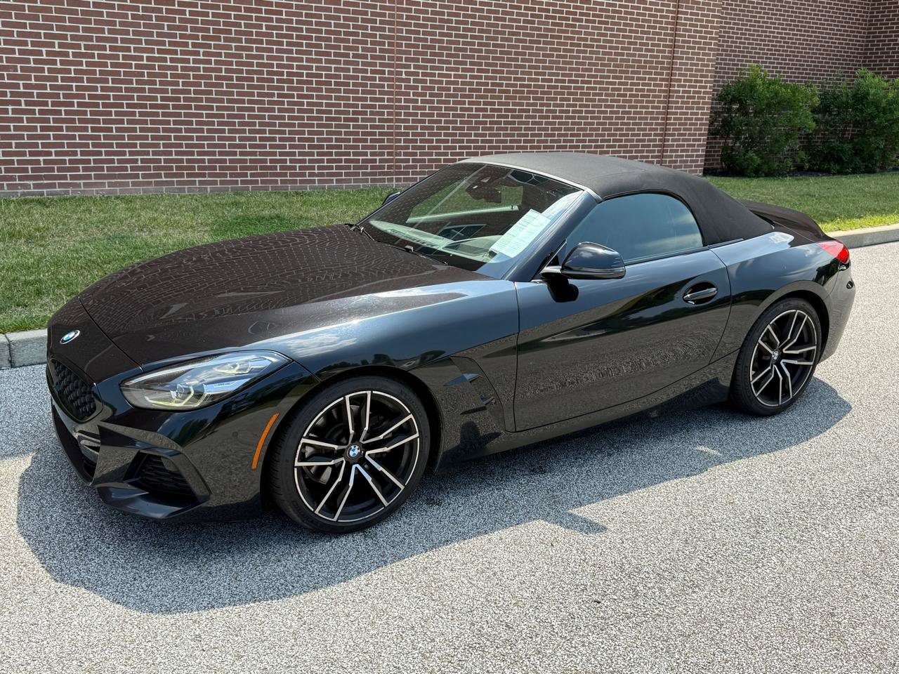 Used 2019 BMW Z4 sDrive30i w/ M Sport Package RWD image 3