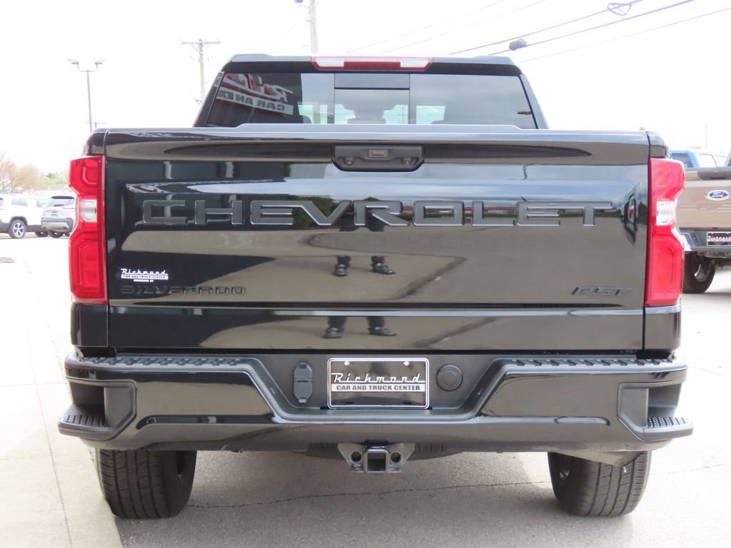 Used 2023 Chevrolet Silverado 1500 RST w/ Convenience Package II image 11