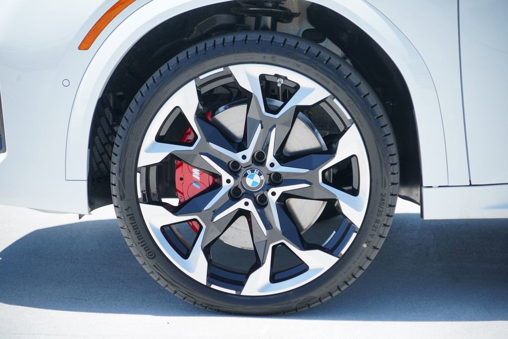 New 2026 BMW X2 xDrive28i w/ Technology Package AWD/4WD image 5