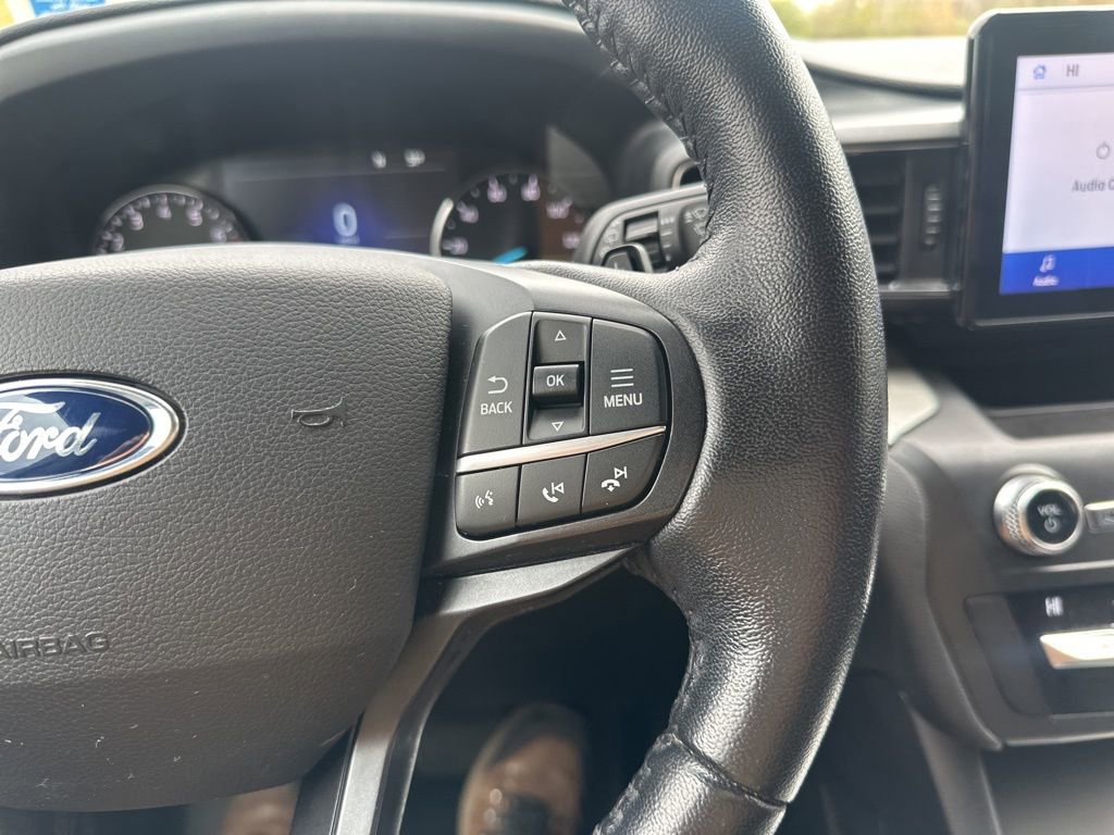 Used 2020 Ford Explorer XLT w/ Equipment Group 202A image 17