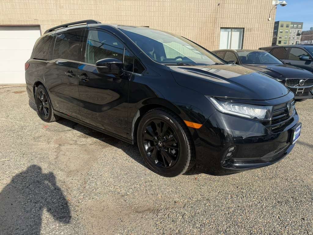 Used 2024 Honda Odyssey Sport image 8