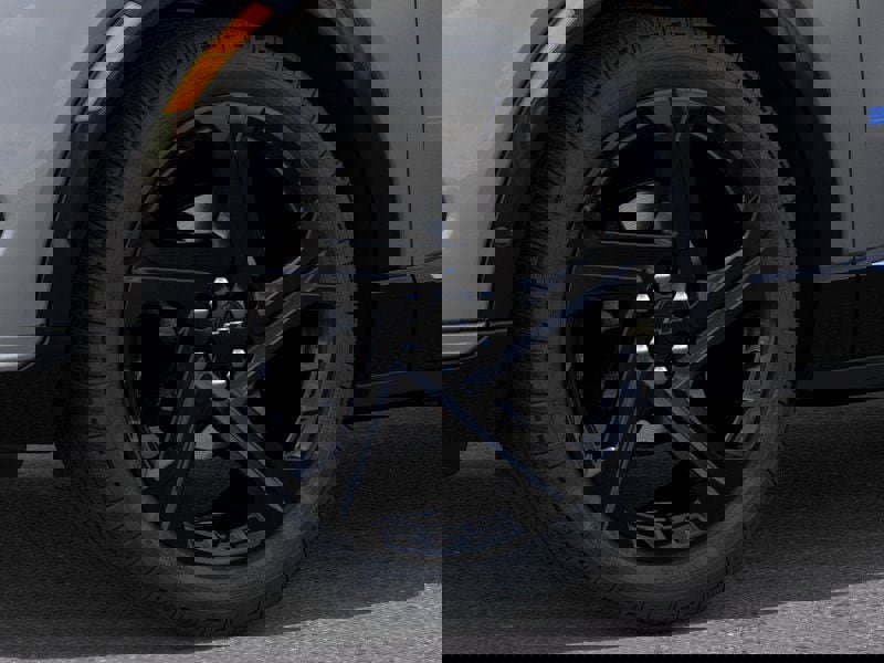 New 2025 Chevrolet Equinox EV RS w/ Convenience Package II image 9