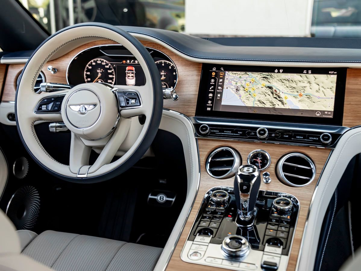 Used 2023 Bentley Continental GT Azure AWD/4WD image 25