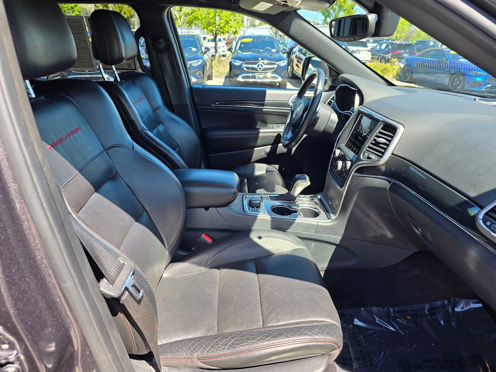 Used 2018 Jeep Grand Cherokee Trailhawk w/ Trailhawk Luxury Group image 11