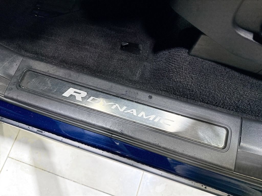 Used 2023 Land Rover Discovery HSE R-Dynamic AWD/4WD image 41
