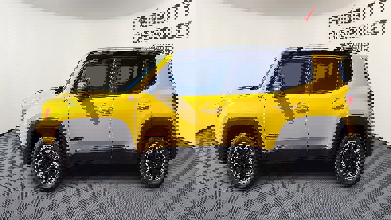 Used 2015 Jeep Renegade Trailhawk image 5