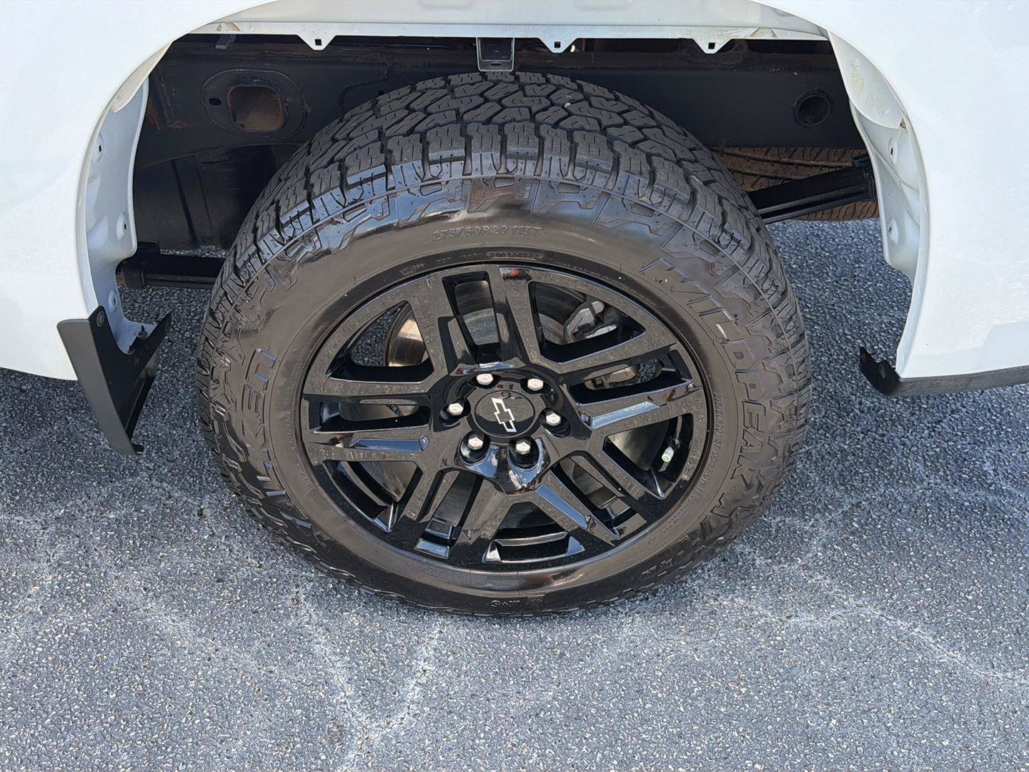 Used 2024 Chevrolet Silverado 1500 Custom w/ Turbomax Blackout Package AWD/4WD image 36