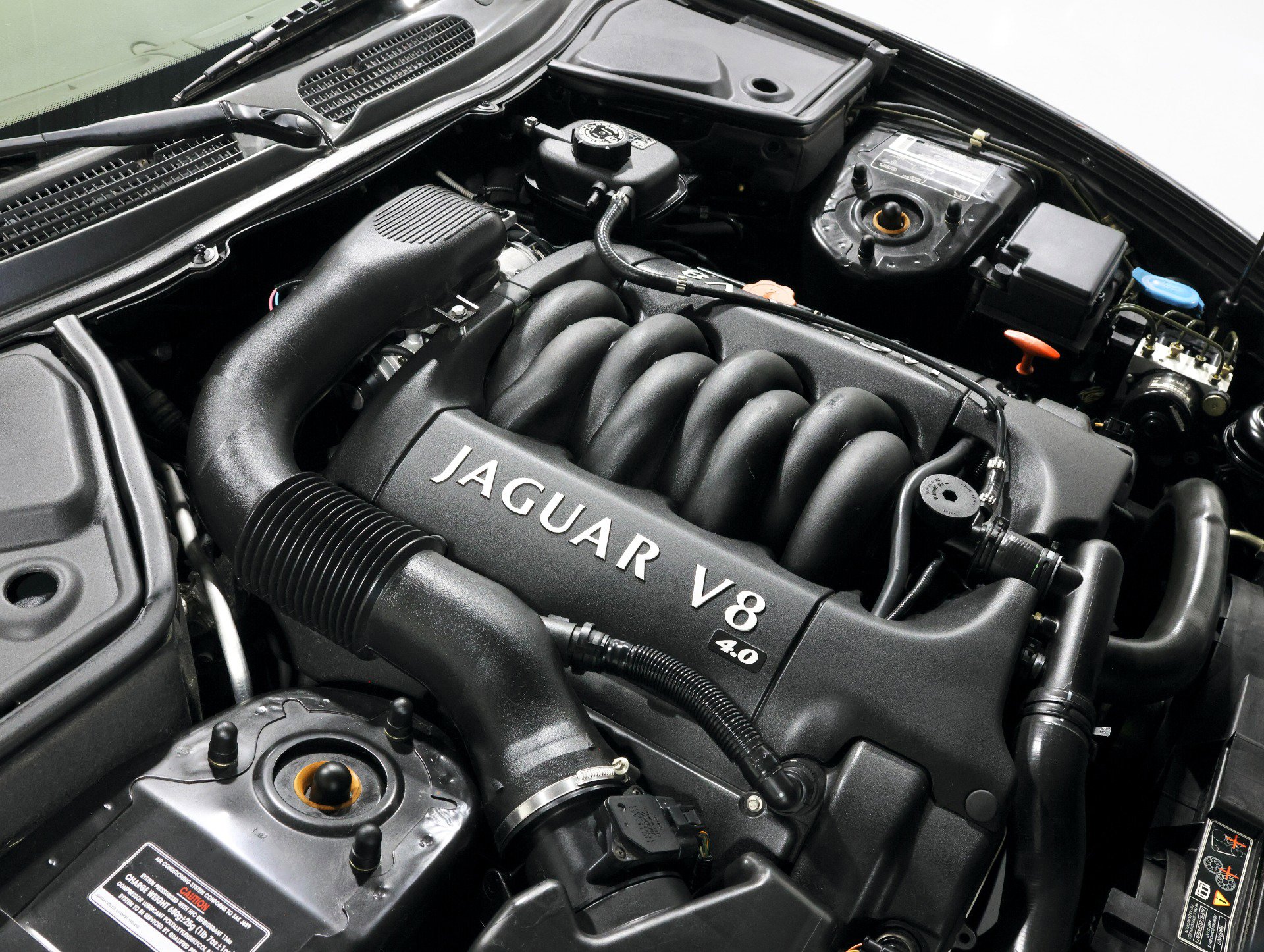 Used 2002 Jaguar XK8 Coupe image 5