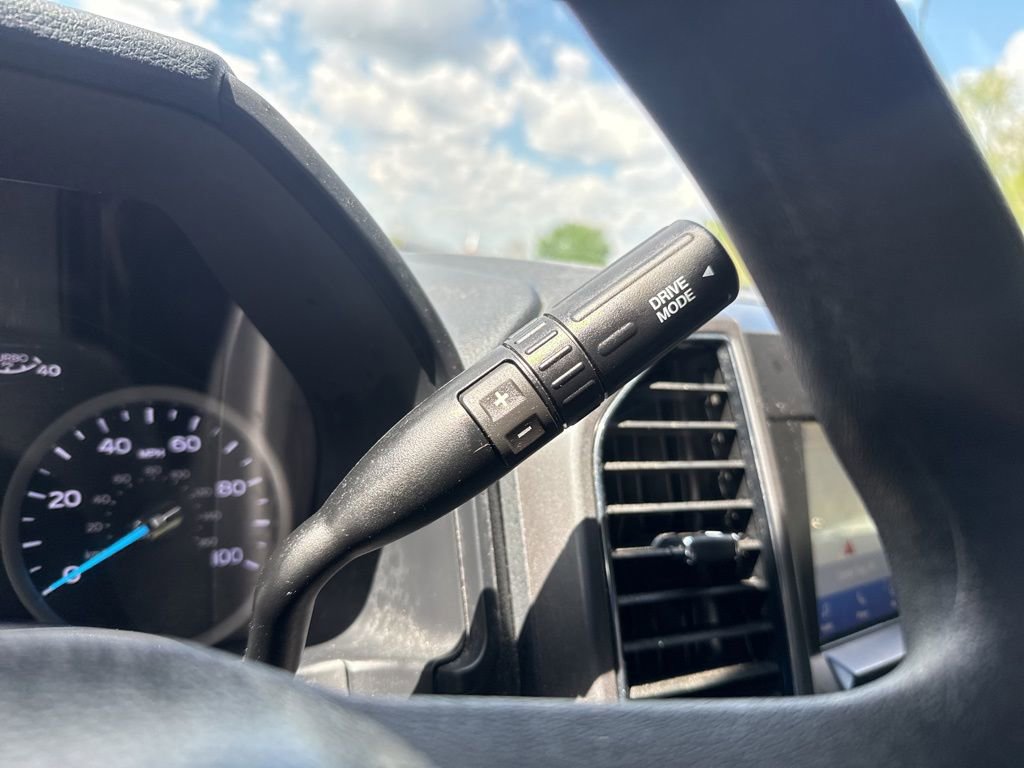 Used 2022 Ford F350 XLT w/ XLT Premium Package AWD/4WD image 20