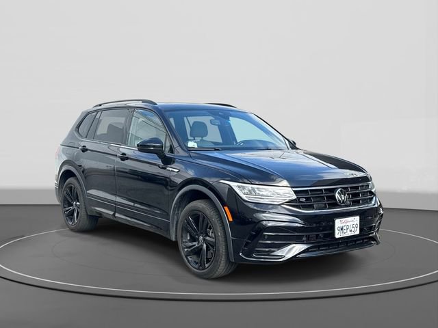 Certified 2024 Volkswagen Tiguan SE R-Line