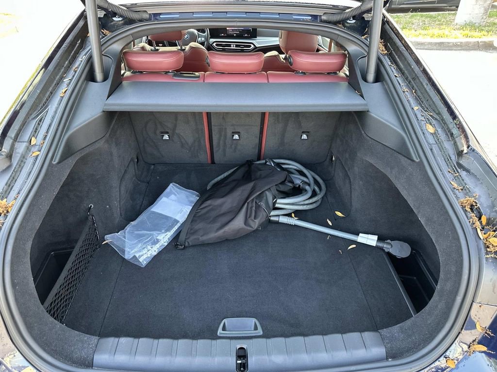 Used 2023 BMW i4 eDrive35 w/ Premium Package image 33