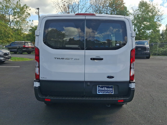 Certified 2025 Ford Transit 250 Low Roof w/ Exterior Upgrade Package RWD image 9