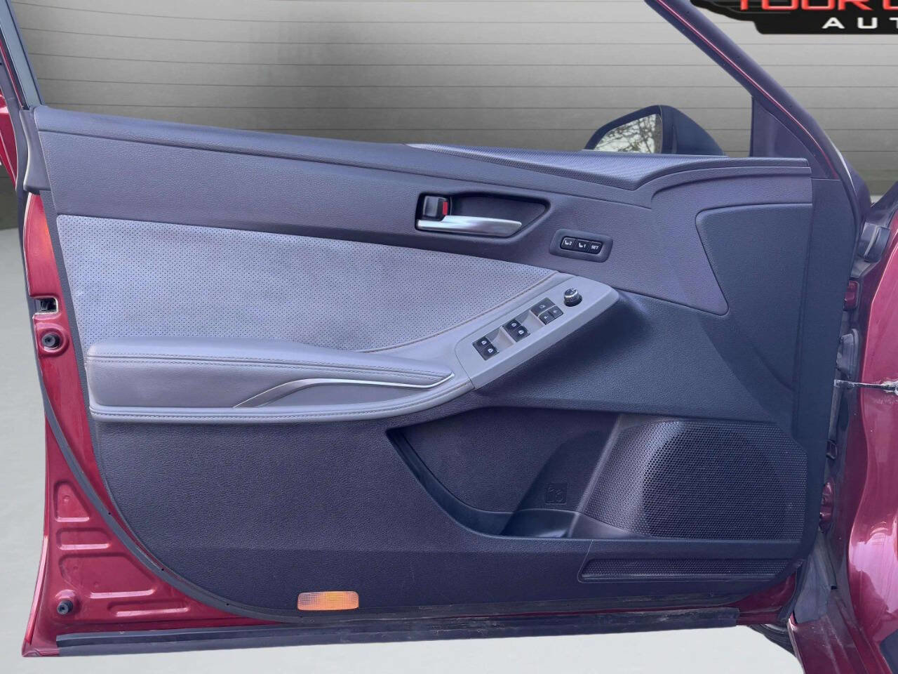 Used 2019 Toyota Avalon Touring w/ Advanced Safety Package image 14