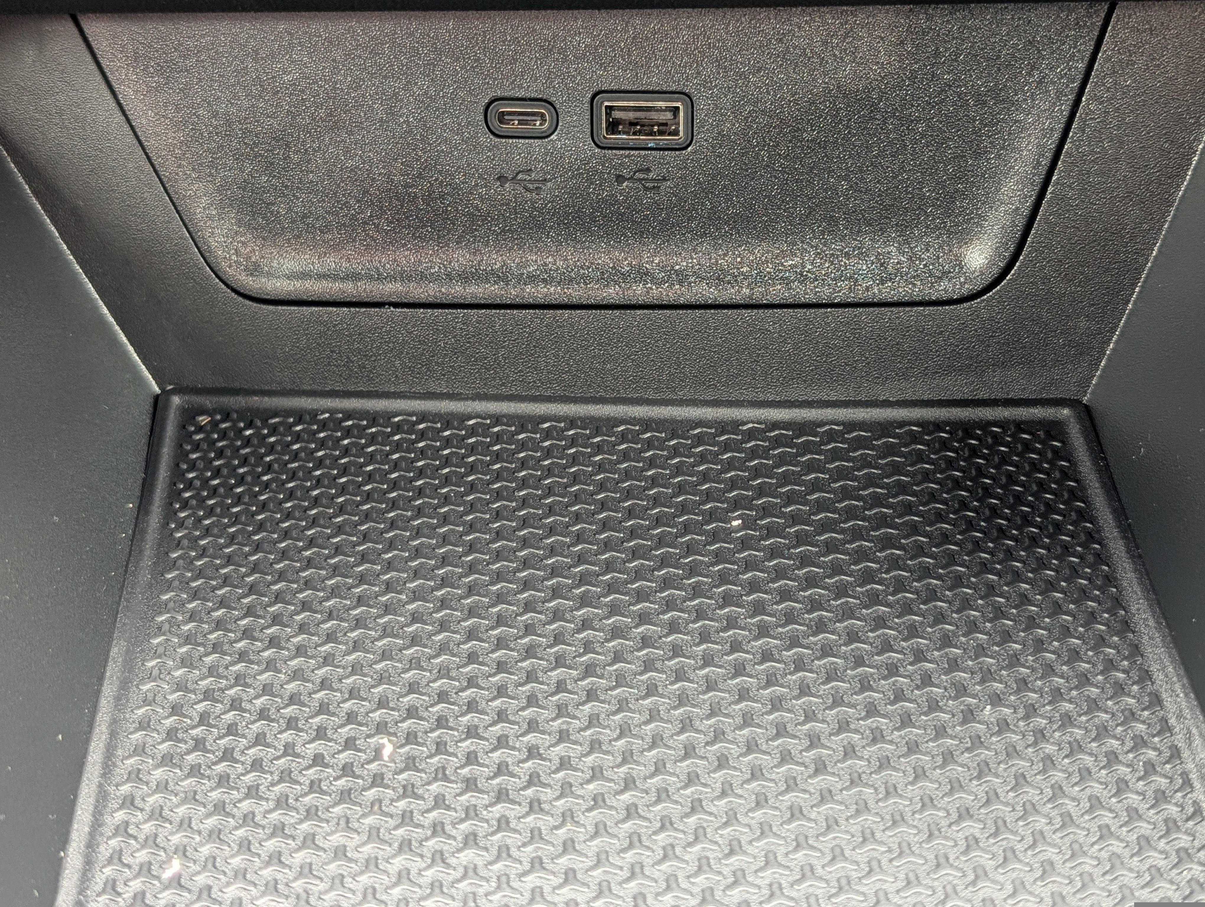 Used 2026 Chevrolet Equinox ACTIV image 22