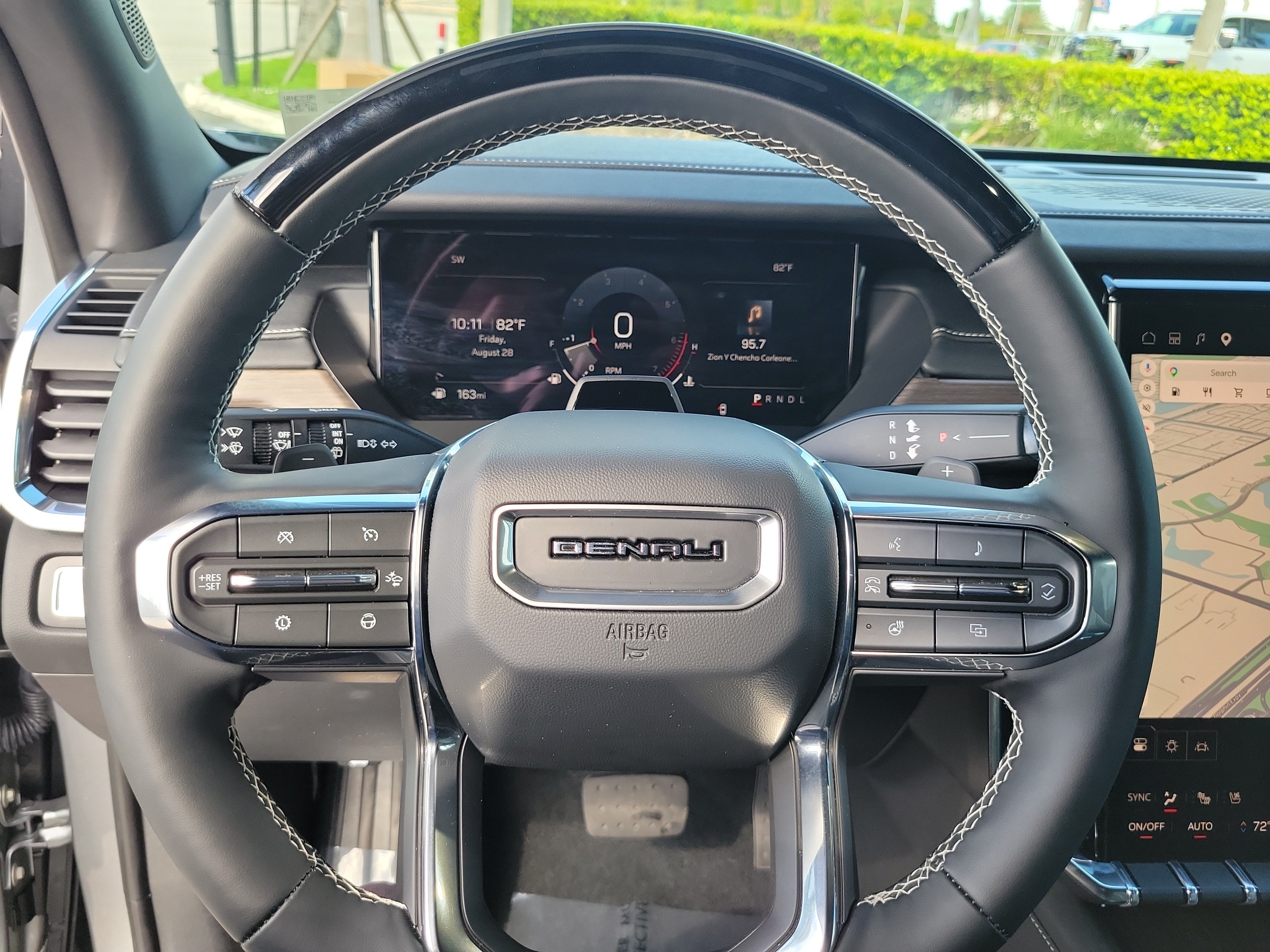Used 2025 GMC Acadia Denali w/ Super Cruise Package FWD image 20