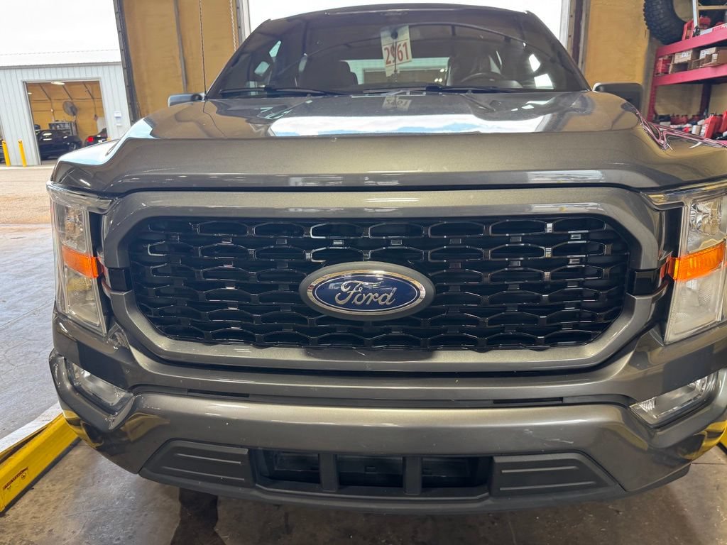 Used 2021 Ford F150 XL w/ STX Appearance Package RWD image 2