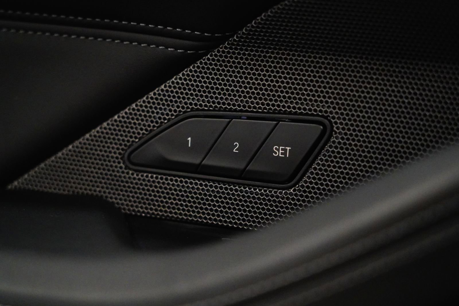 Used 2025 BMW M4 xDrive Competition image 35