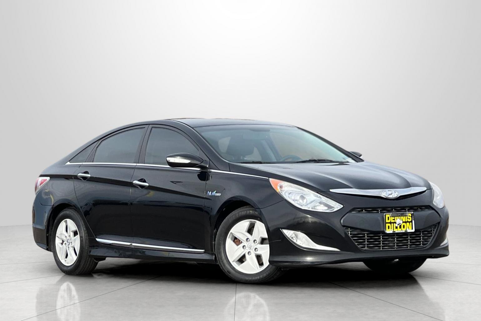 Used 2012 Hyundai Sonata Hybrid w/ Leather Pkg image 2
