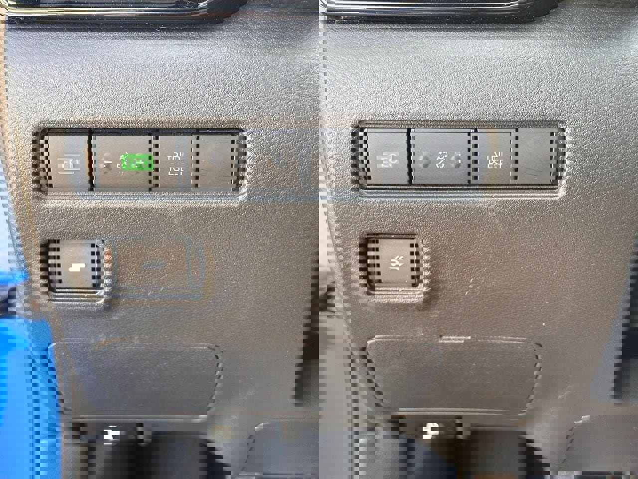 Used 2021 Nissan Sentra SV w/ Trunk Package image 21