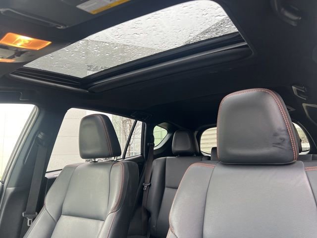 Used 2017 Toyota RAV4 SE w/ Advanced Technology Package image 22