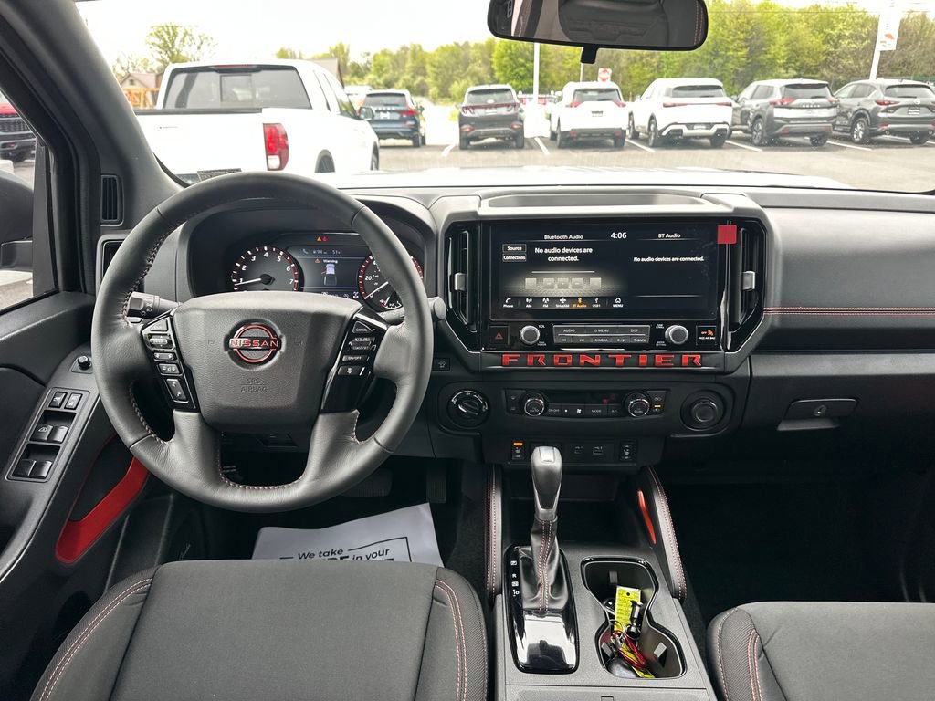 Used 2025 Nissan Frontier PRO-4X w/ Pro Convenience Package AWD/4WD image 17