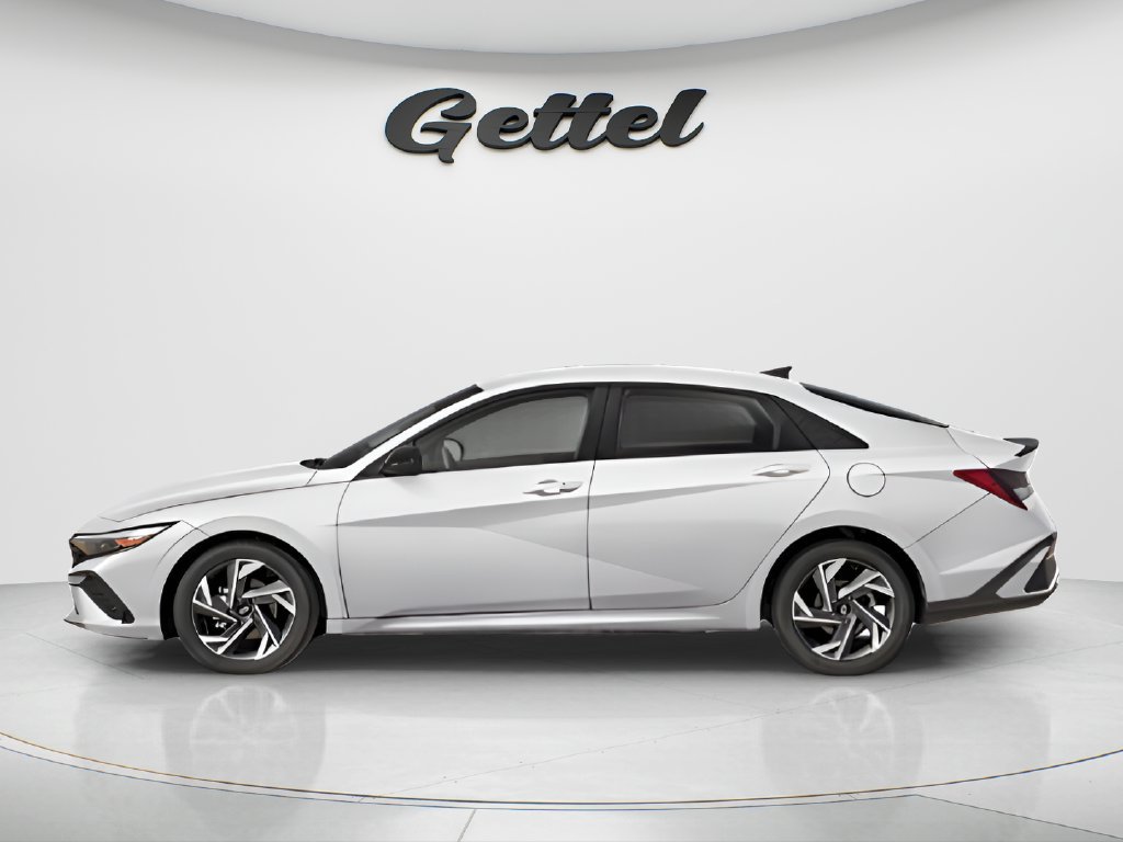 Certified 2026 Hyundai Elantra Sport w/ Cargo Package FWD image 2