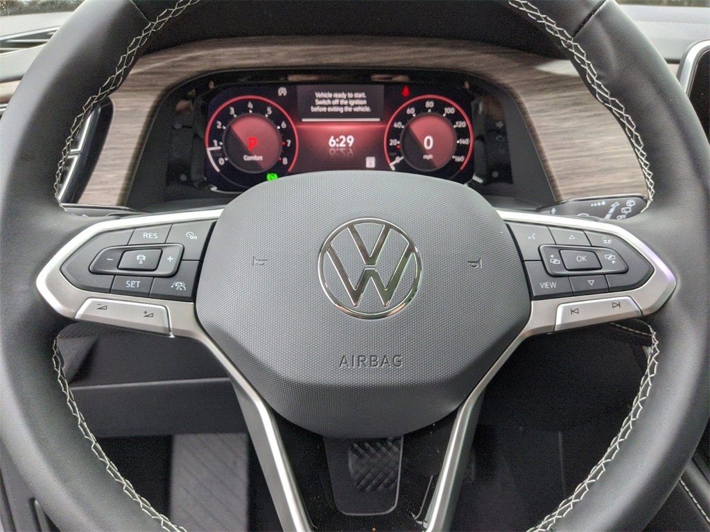 New 2025 Volkswagen Atlas SEL image 42