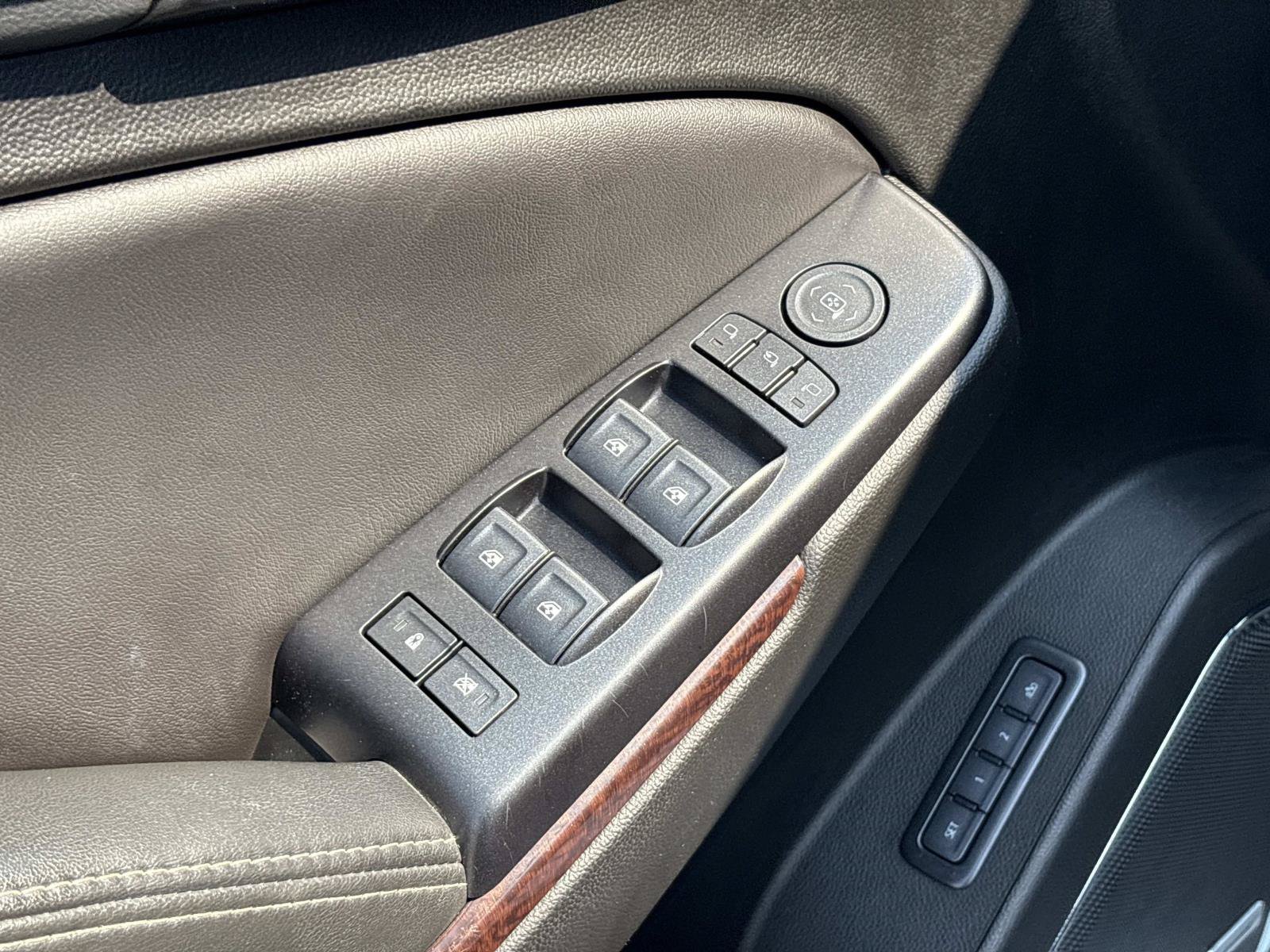 Used 2019 GMC Yukon SLT AWD/4WD image 13