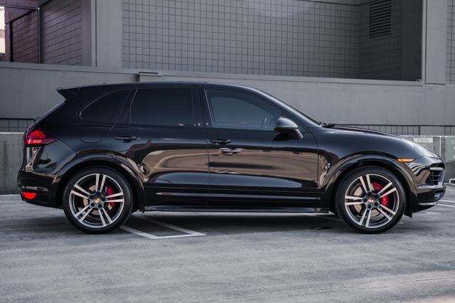 Used 2014 Porsche Cayenne GTS AWD/4WD image 59