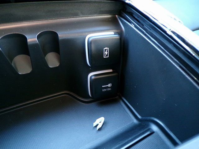 New 2026 Chrysler Pacifica Limited w/ S Appearance Package AWD/4WD image 31