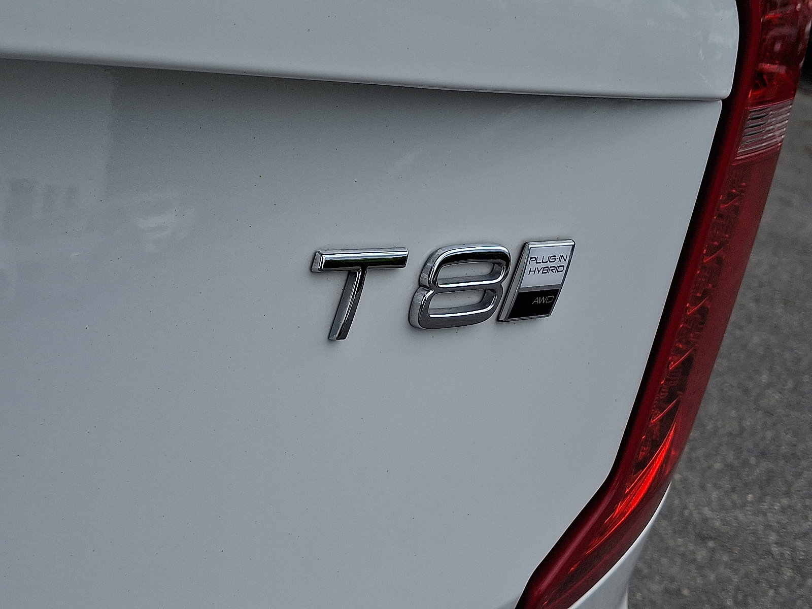 Used 2025 Volvo XC90 T8 Plus image 35