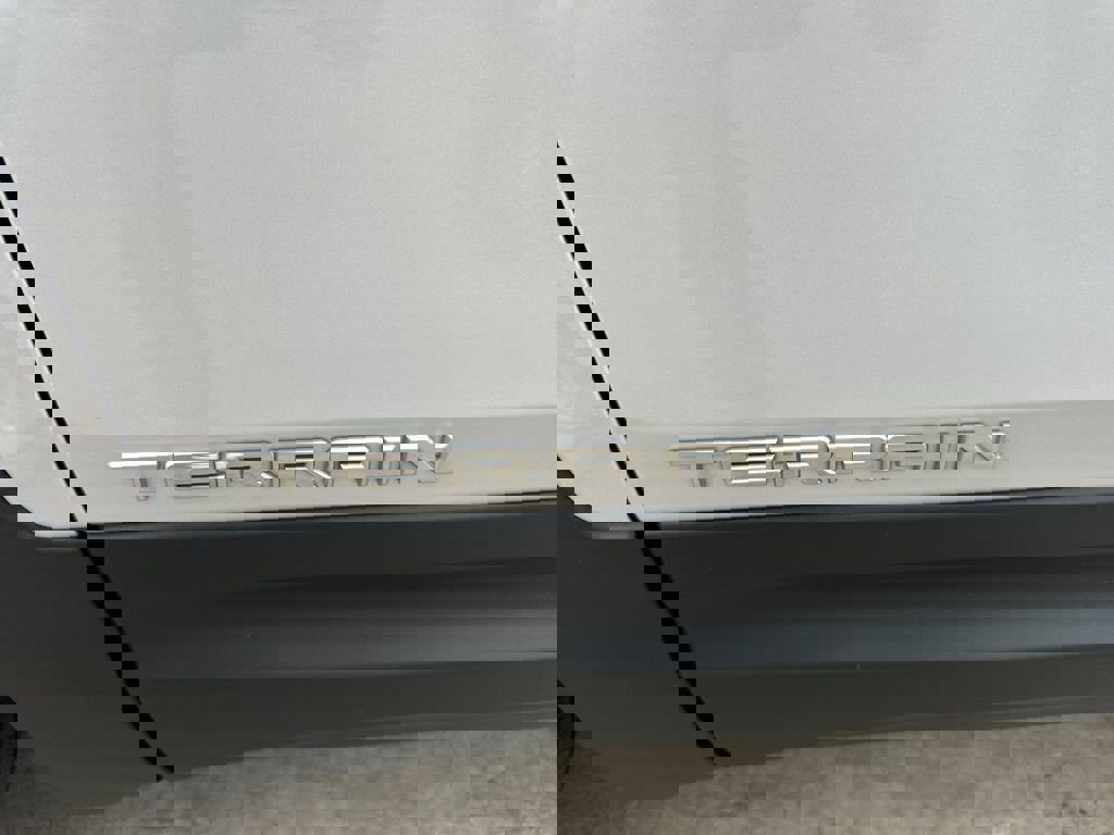 Certified 2021 GMC Terrain SLT w/ Infotainment Package II image 34