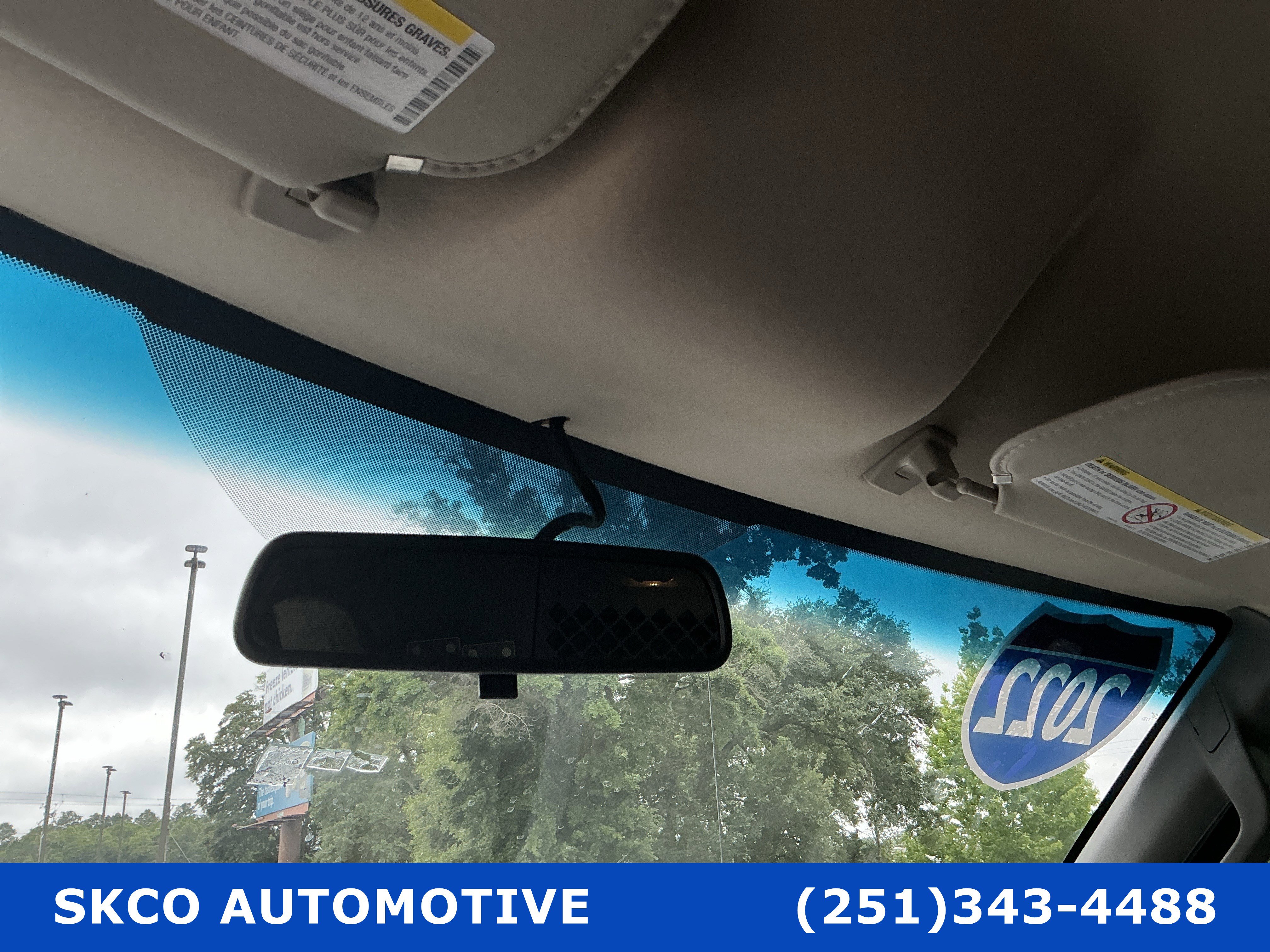Used 2022 Chevrolet Express 2500 w/ Driver Convenience Package RWD image 26