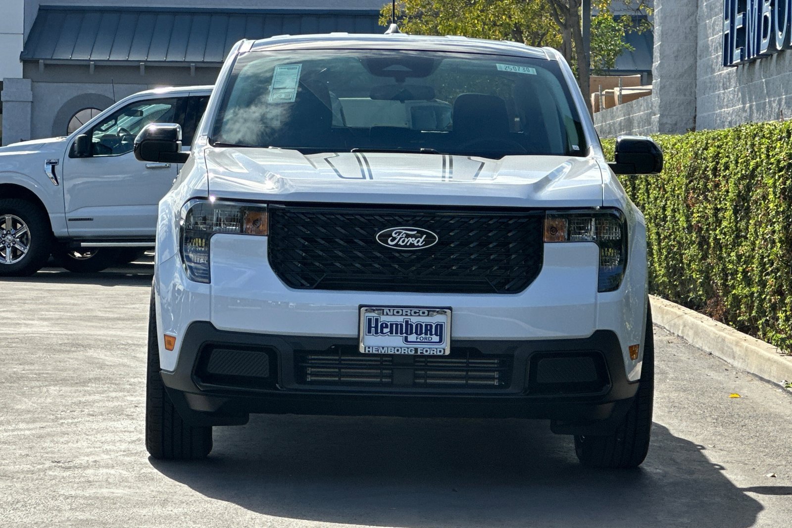New 2025 Ford Maverick XLT w/ XLT Luxury Package image 9