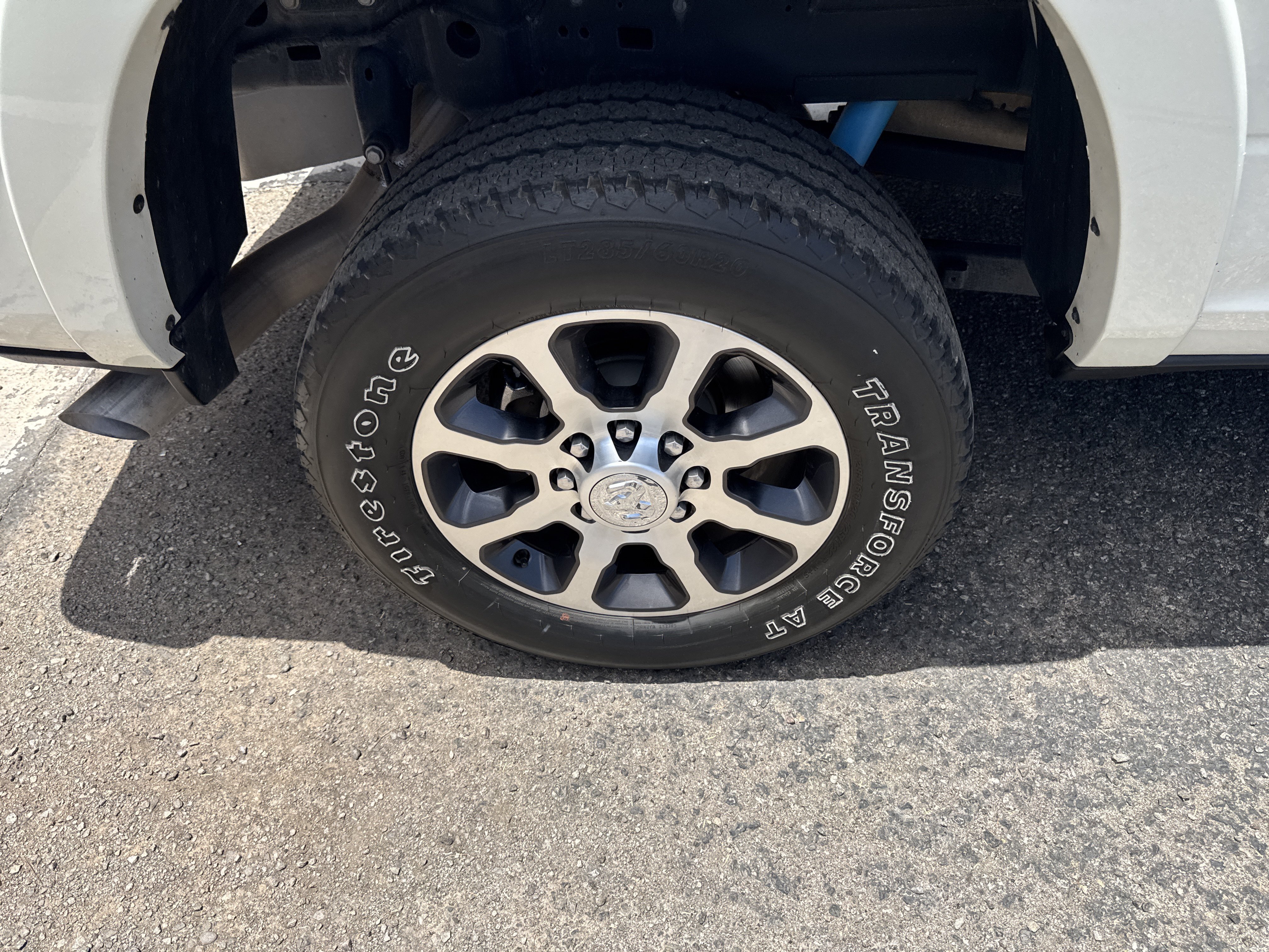Used 2024 RAM 2500 Limited w/ Safety Group AWD/4WD image 9