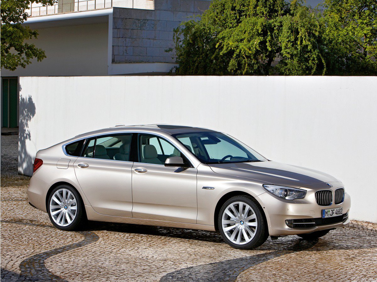 Used 2013 BMW 535i Gran Turismo xDrive AWD/4WD image 1