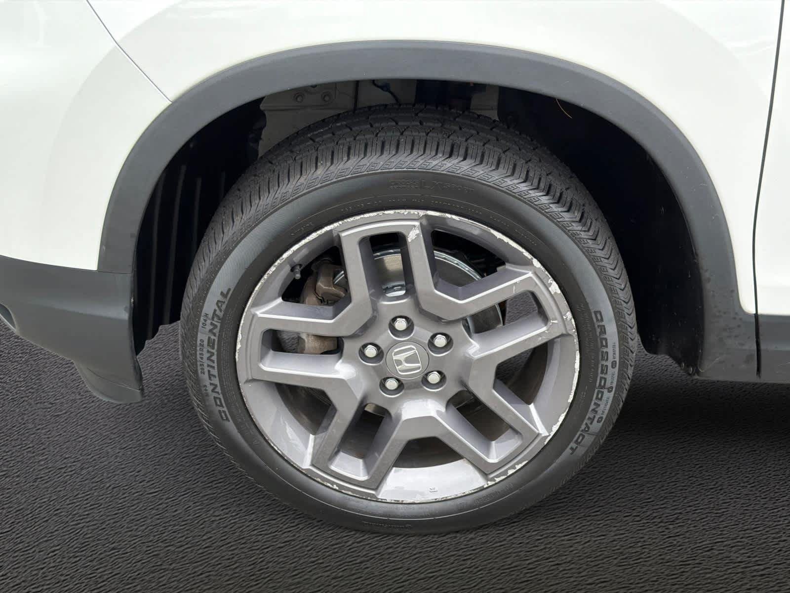 Used 2023 Honda Passport EX-L image 10