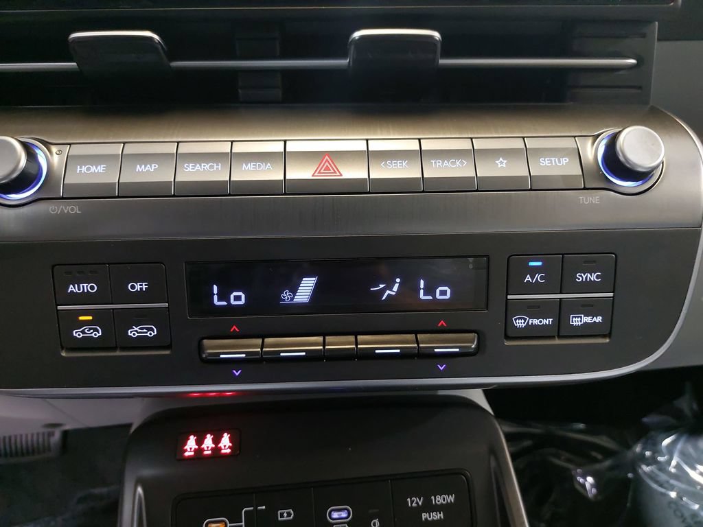 Certified 2025 Hyundai Kona SEL FWD image 23