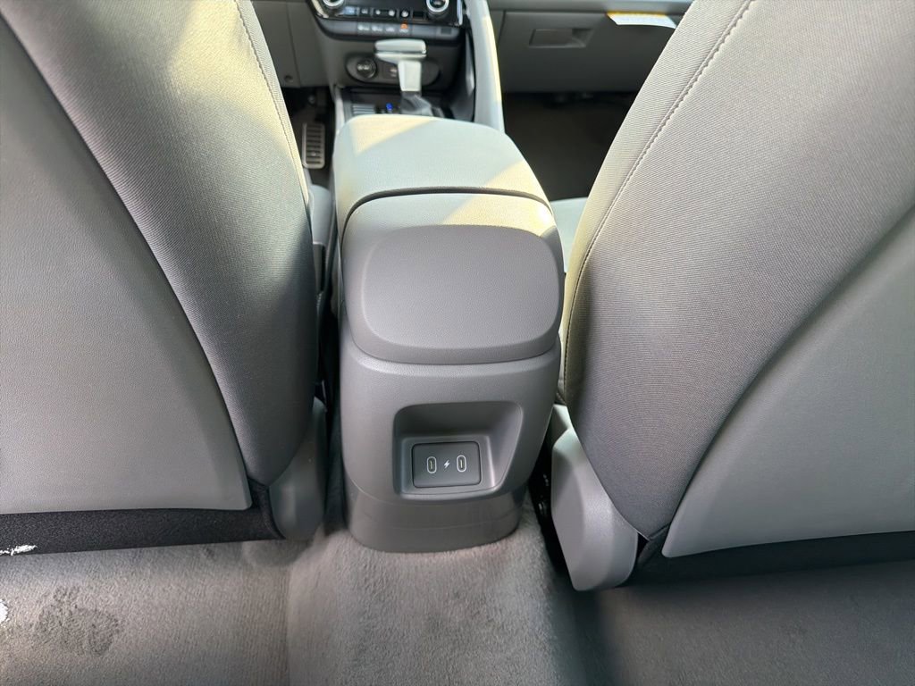 New 2026 Hyundai Elantra Sport image 17