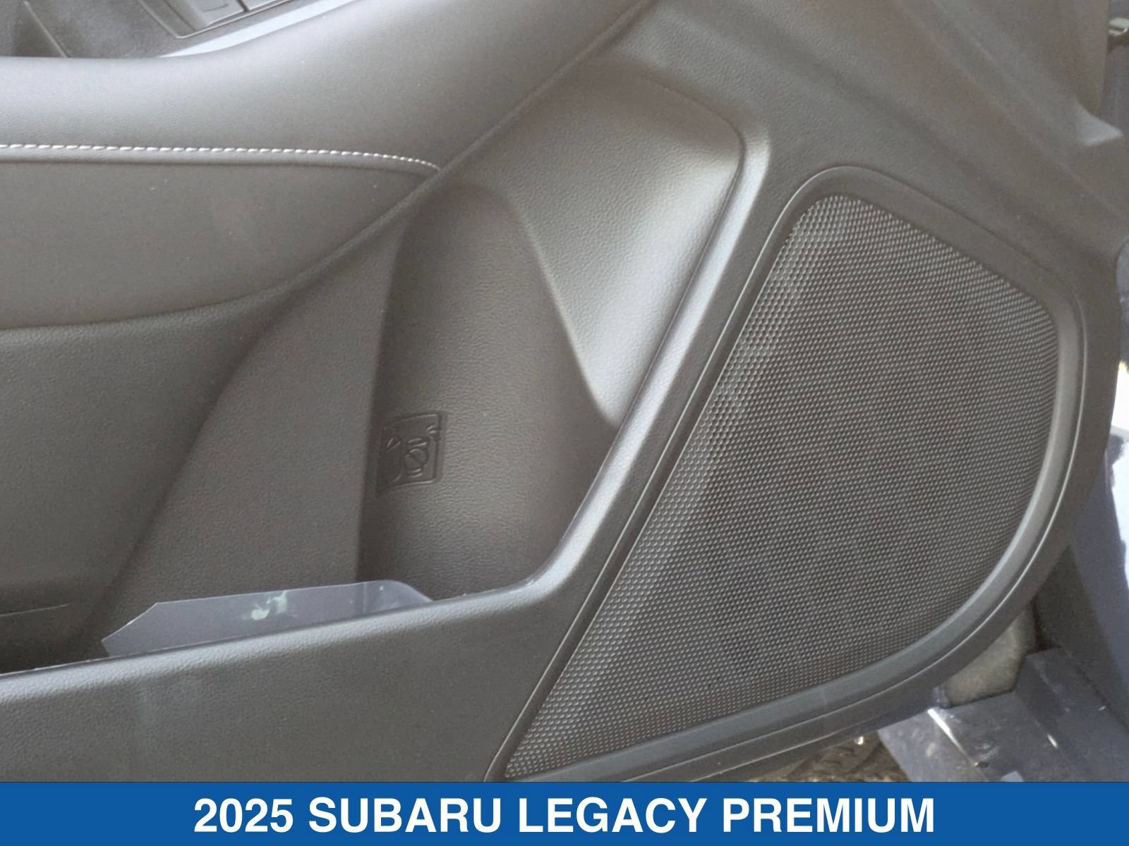 Certified 2025 Subaru Legacy Premium AWD/4WD image 14