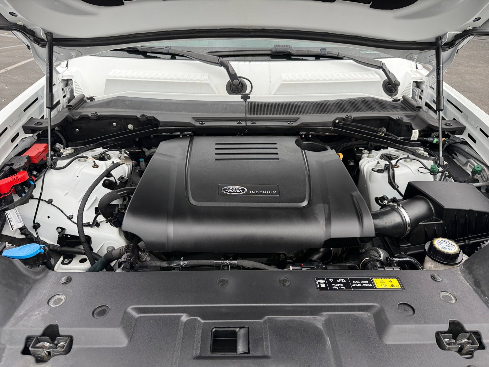 Used 2024 Land Rover Defender 110 S image 20