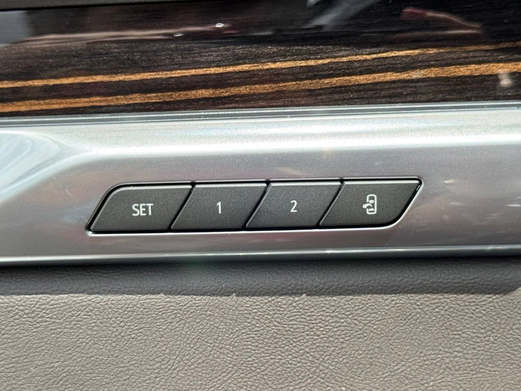 New 2026 Cadillac Escalade Luxury w/ Touring Package AWD/4WD image 18