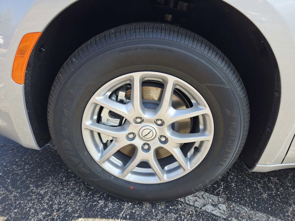 New 2026 Chrysler Voyager LX image 10