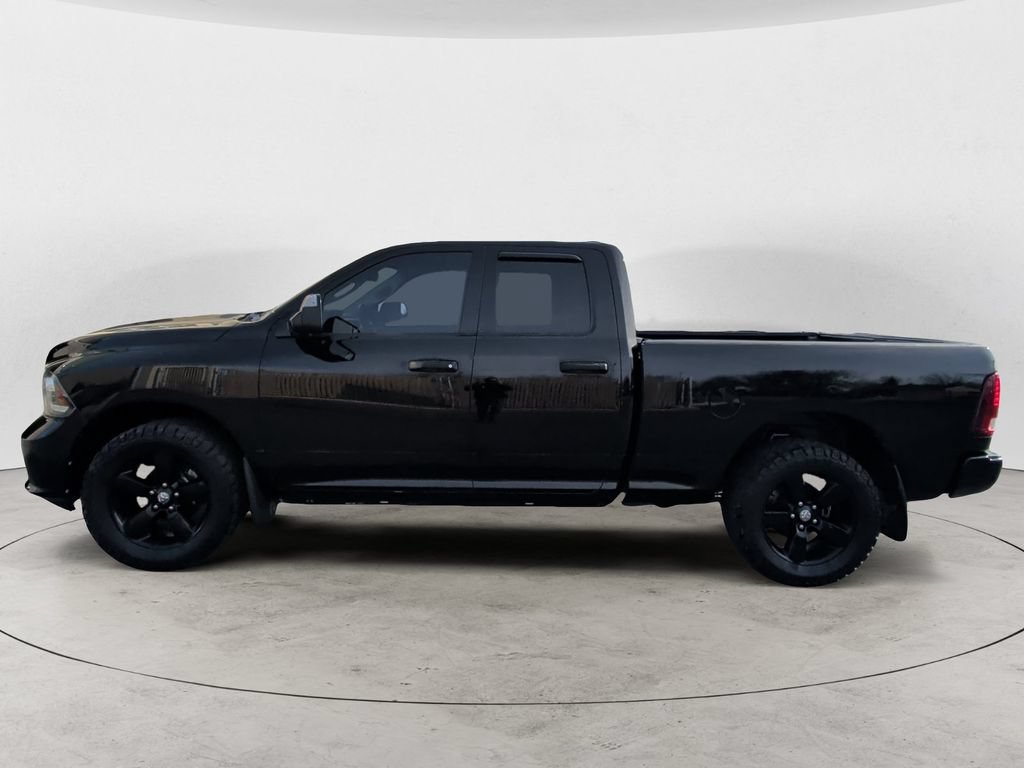 Used 2014 RAM 1500 Express w/ Black Ram 1500 Express Group AWD/4WD image 12