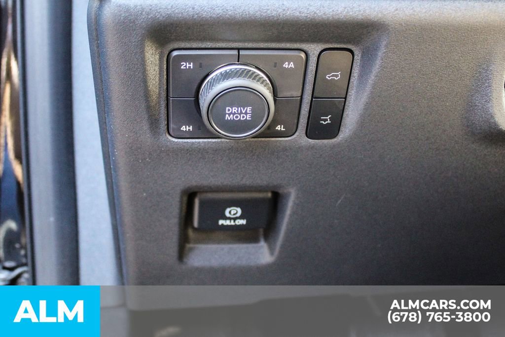 Used 2025 Ford Expedition Max Active AWD/4WD image 31