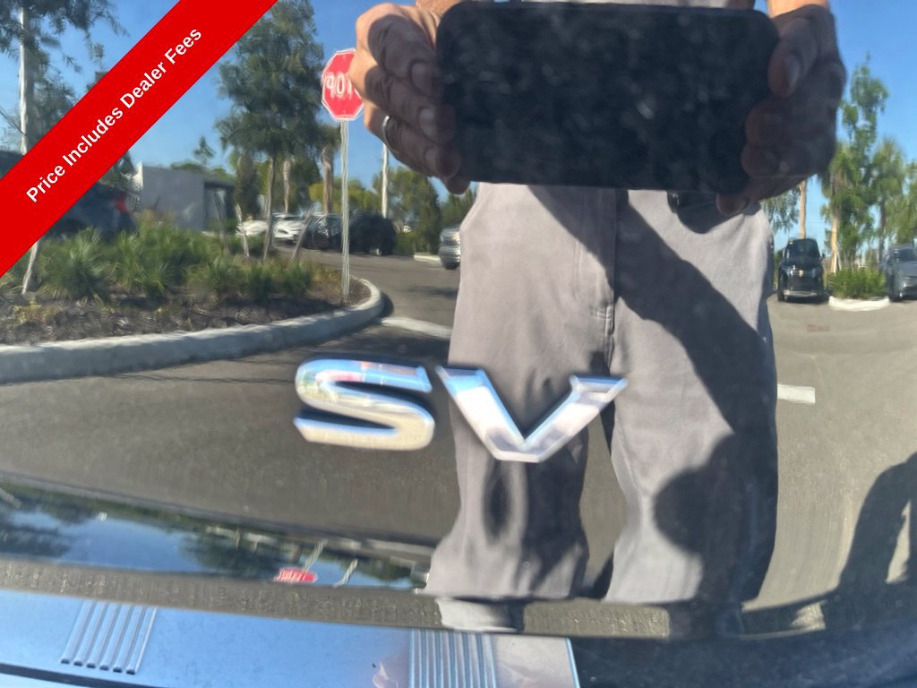 Used 2023 Nissan Rogue SV FWD image 9