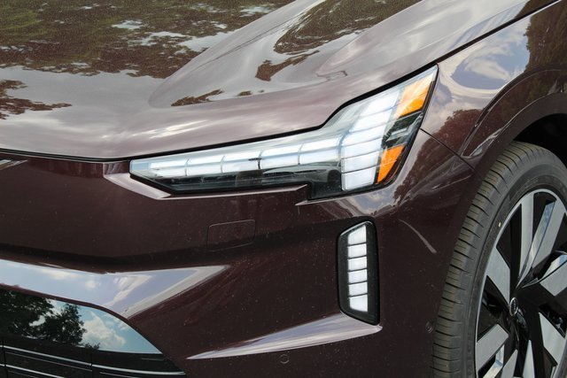 New 2025 Volvo EX90 Ultra image 9