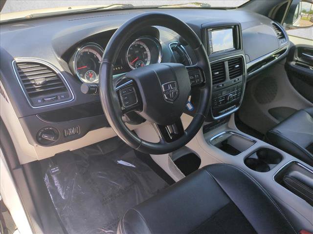 Used 2014 Dodge Grand Caravan SXT FWD image 10