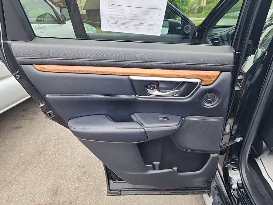 Used 2018 Honda CR-V Touring image 37
