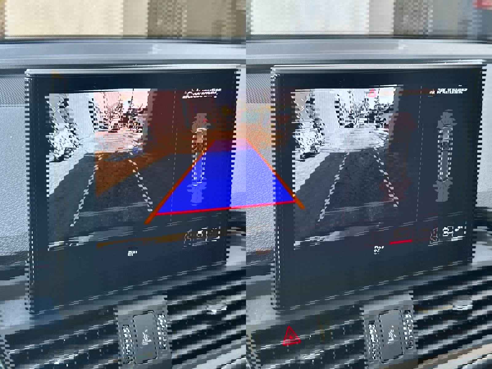 Used 2023 Audi Q5 2.0T Premium w/ Convenience Package image 19